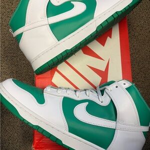 Nike Dunk High Stadium Green White Sneakers